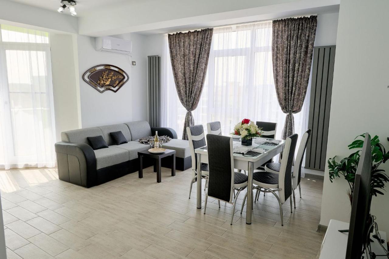 Moon Sea View Apartment - Spa N Pools Resort Mamaia Exteriér fotografie