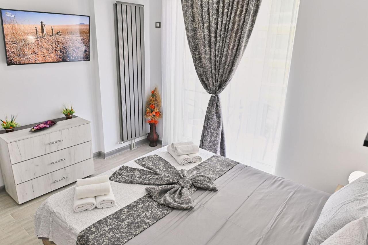Moon Sea View Apartment - Spa N Pools Resort Mamaia Exteriér fotografie