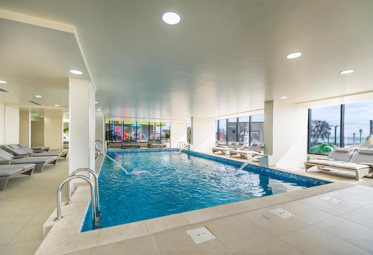 Moon Sea View Apartment - Spa N Pools Resort Mamaia Exteriér fotografie