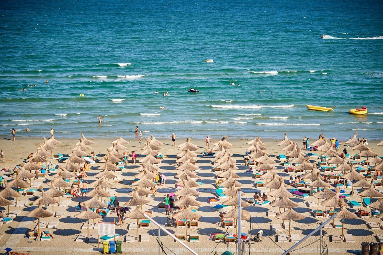 Moon Sea View Apartment - Spa N Pools Resort Mamaia Exteriér fotografie