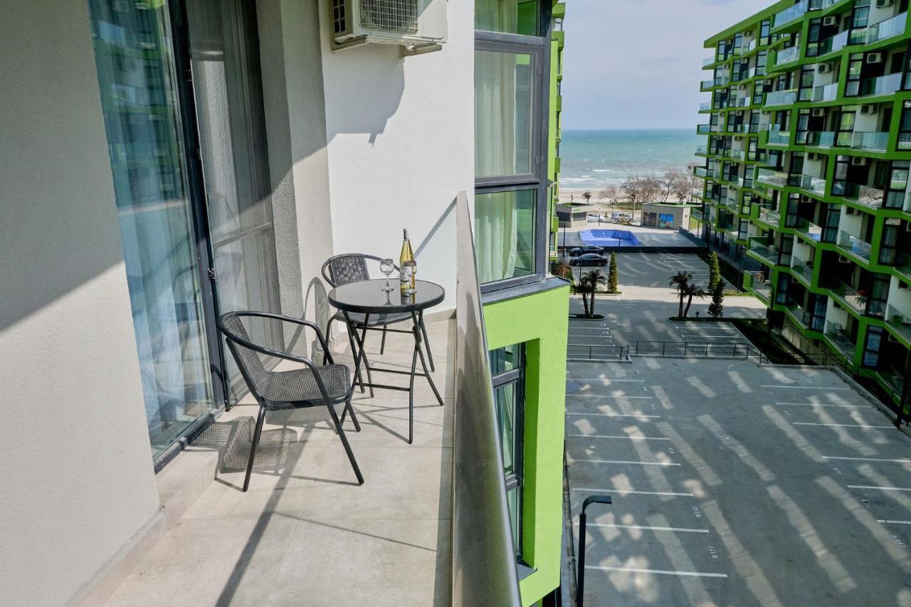 Moon Sea View Apartment - Spa N Pools Resort Mamaia Exteriér fotografie