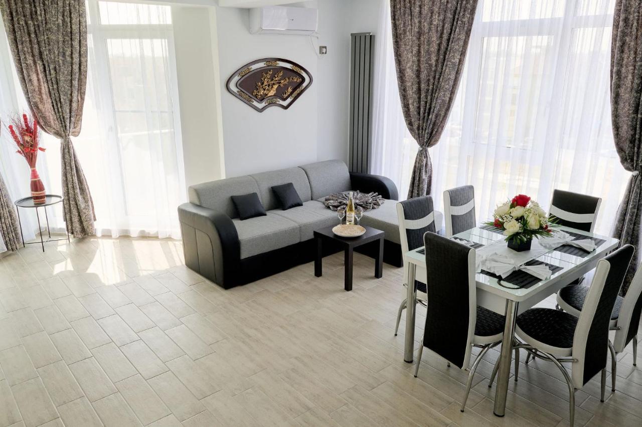 Moon Sea View Apartment - Spa N Pools Resort Mamaia Exteriér fotografie